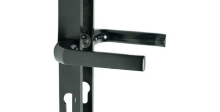 Klamka z szyldem do furtki